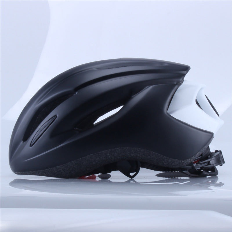 Cycling helmets, mountain bikes, bicycles, balance bikes, motorcycles, safety helmets