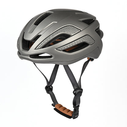 Cycling helmet road mountain bike one-piece breathable men's and women's pneumatic helmet