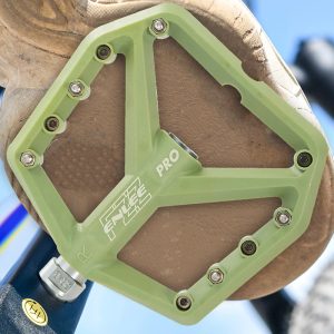 Bicycle nylon pedals downhill off-road pedals widened pedals non-slip pedals