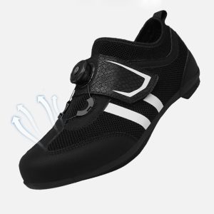 Outdoor walking shoe