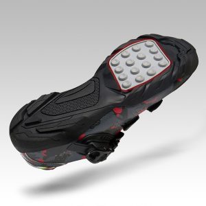 Anti-slip sole cycling shoe