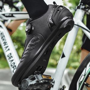 Seamless mesh cycling shoes summer breathable bicycle shoes road bike lock shoes hard sole