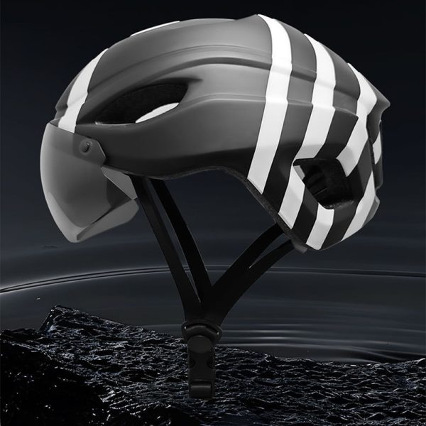 Magnetic goggles cycling helmet with detachable taillight mountain bike road bike helmet