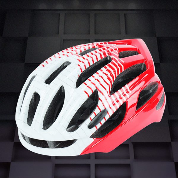 One-piece bicycle helmet, mountain and road cycling helmet, skateboard and roller skating helmet